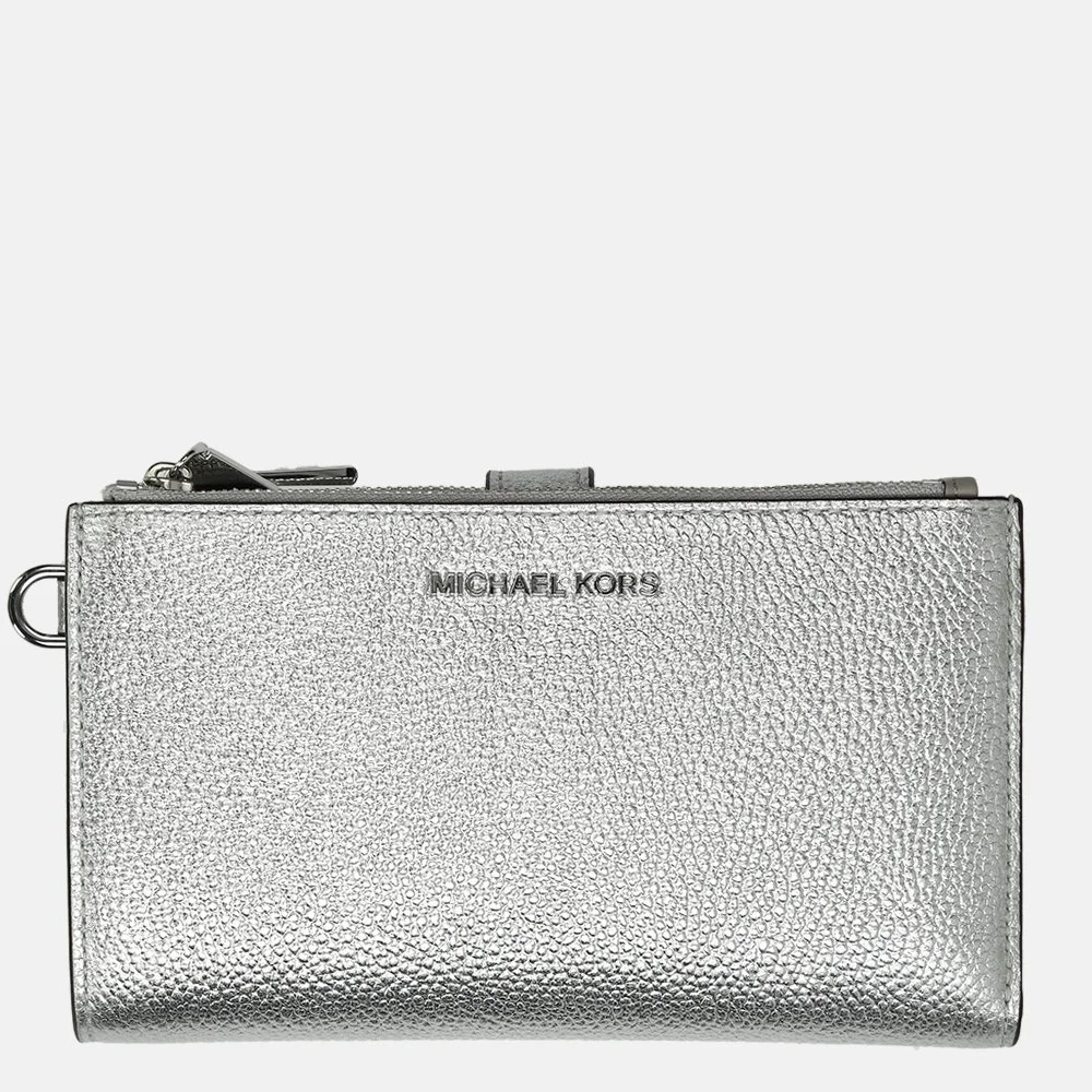 Michael Kors Jet Set clutch silver